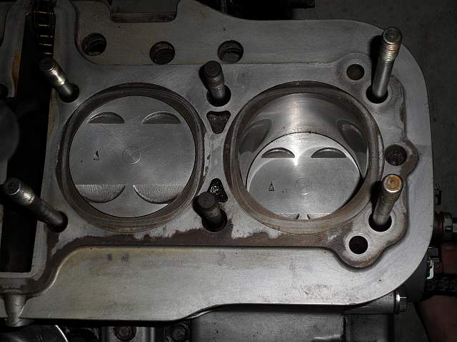 top of cylinders with evidence of a bad seal